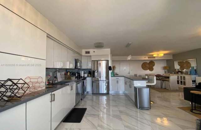 3530 Mystic Pointe Dr