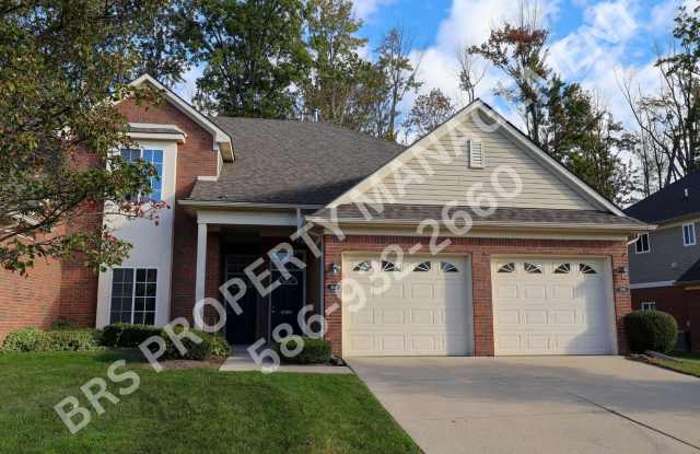 Photo of Shelby Twp 2 bedroom, 2 bath condo for lease.