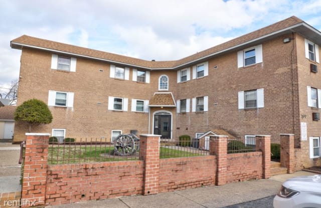 300 Rutledge Ave Apt 3 - 300 Rutledge Avenue, Folsom, PA 19033