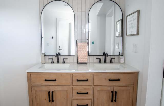 210 Avenida Montalvo