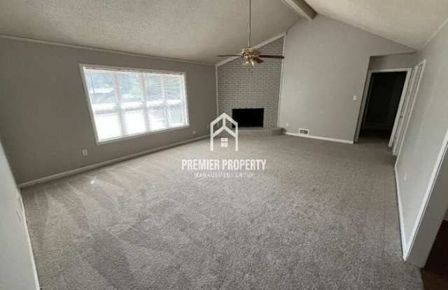 5015 Bringlewood Cove