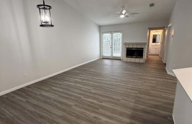 4008 Bothwell Terrace