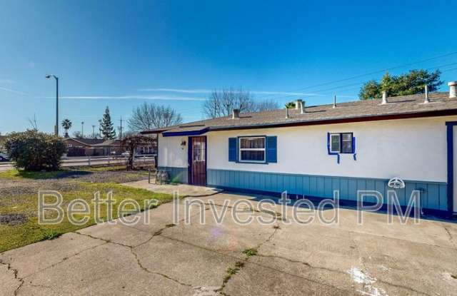 2617 W Steele Lane