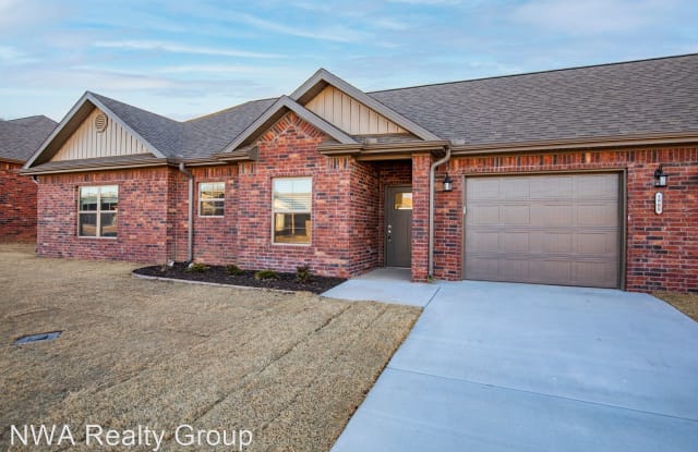 1922 Booker Circle - 1922 Booker Cir, Pea Ridge, AR 72751