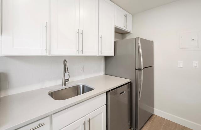 Palisades Gardens Apartments