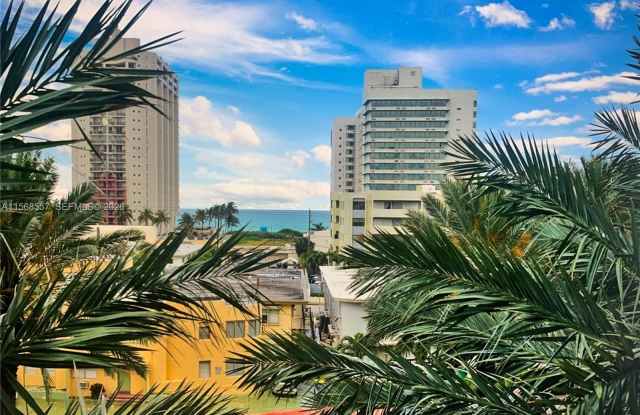 6770 Indian Creek Dr