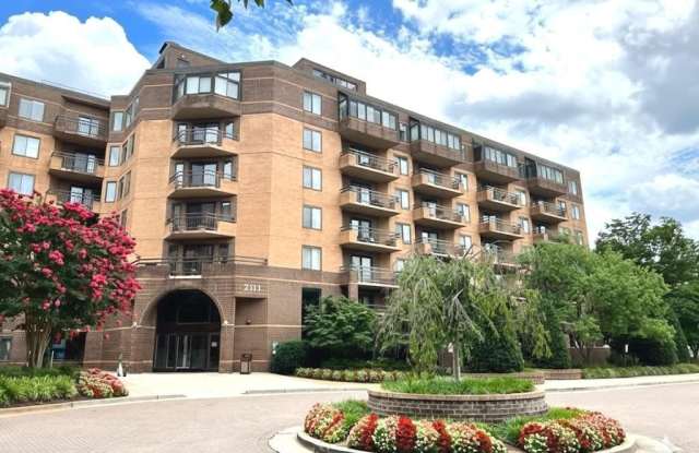 Photo of 2111 WISCONSIN AVE NW #420