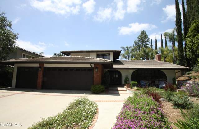 1267 Willsbrook Court
