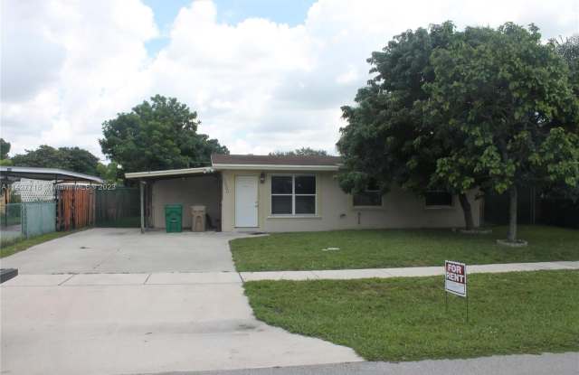 6201 SW 38th Ct - 6201 Southwest 38th Court, Davie, FL 33314