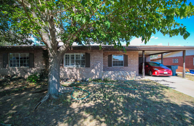 2416 N Campbell Street - 2416 North Campbell Street, El Paso, TX 79902