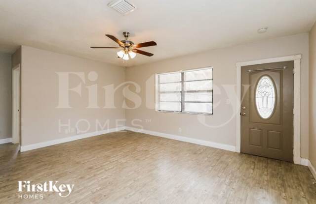 1424 Northwest 6th Avenue