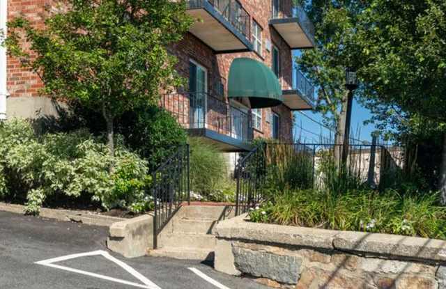 Photo of Skyline Terrace Apartments