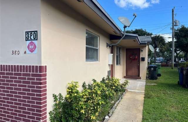 380 SW 27th Ter