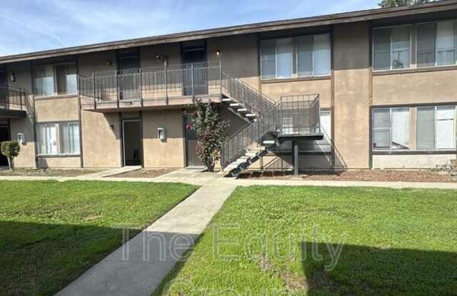 3545 W Campus Ave -8