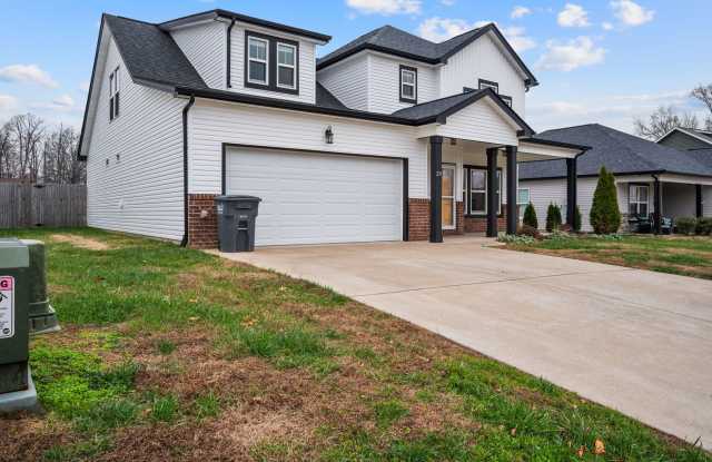 Your Dream Home Awaits— Where Custom Design Meets Everyday Comfort