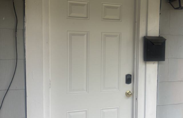 116 Robins Street