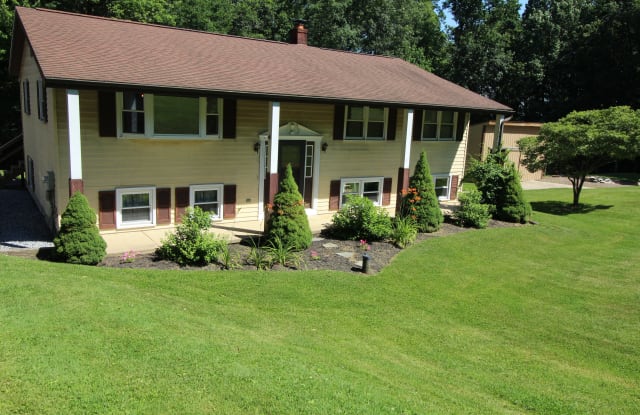 430 Chestnut Oak Rd - 430 Chestnut Oak Road, Lancaster County, PA 17555