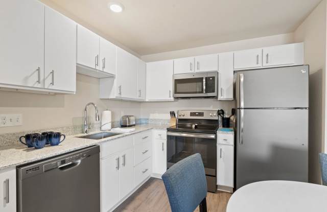 WaterWalk Kansas City - Overland Park