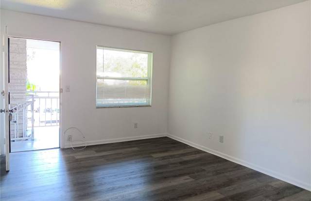 116 SW JEFFERSON CIRCLE N