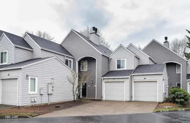 Photo of Spacious 3BR Condo at Oswego Bay – Prime Location!