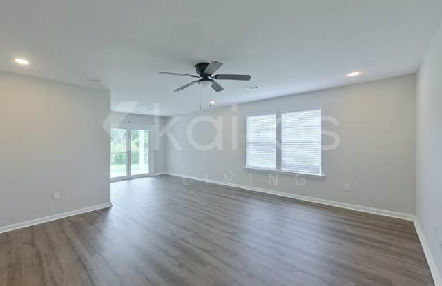 52 Cottage Grove Drive