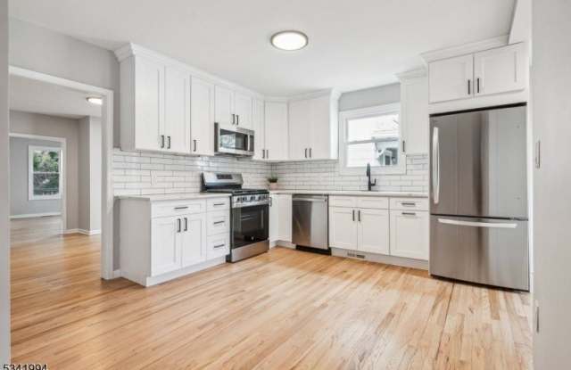 Photo of 21 Hillside Ave