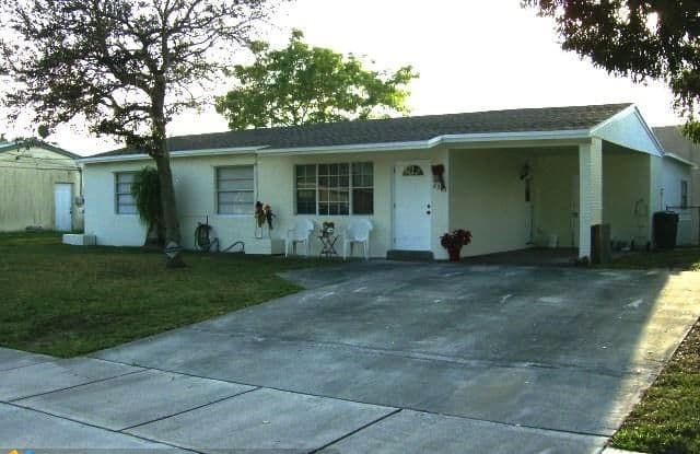 2301 SW 50th Ter - 2301 Southwest 50th Terrace, Broadview Park, FL 33317