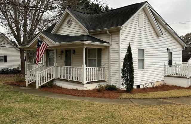 Photo of 816 Catawba Street