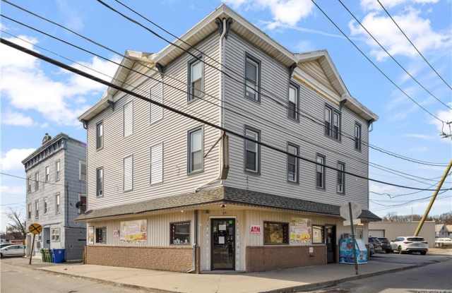 89 Cottage Street