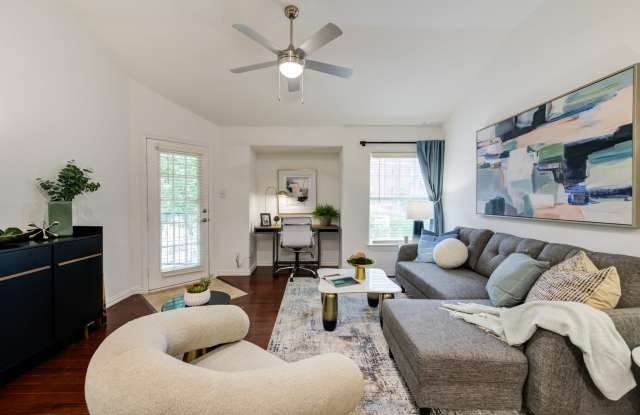 Kensington by the Vineyard Apartments