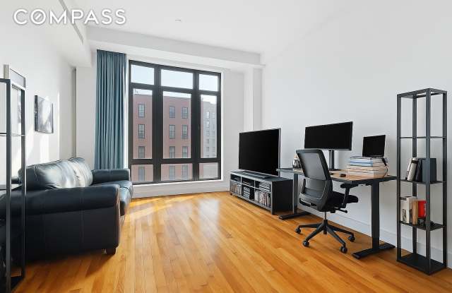 Photo of 161 North 4th Street