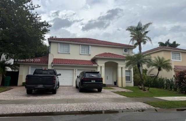 6901 NW 112th Ave #0 DORAL, FL 33178