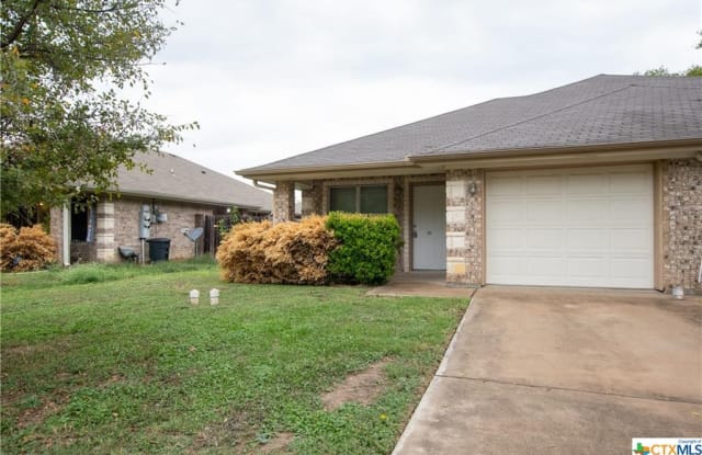 211 W Arlo Road - 211 West Arlo Road, Harker Heights, TX 76548