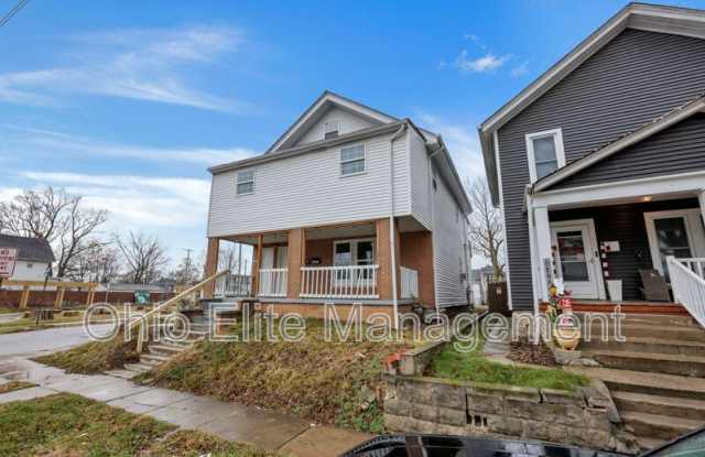 85 1/2 S Wheatland Ave