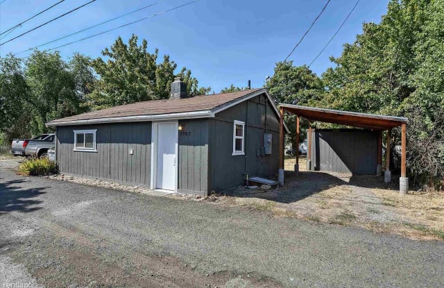 1507 W Chelan Ave - 1507 West Chelan Avenue, Spokane, WA 99205