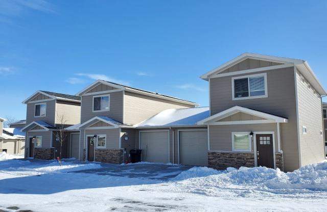 721 Lake Elmo Dr
