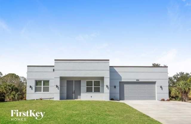 2698 Escambia Circle