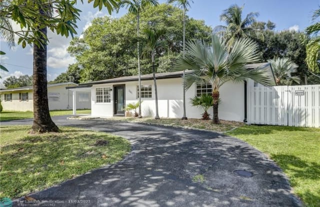 2881 SW 17th St - 2881 Southwest 17th Street, Fort Lauderdale, FL 33312