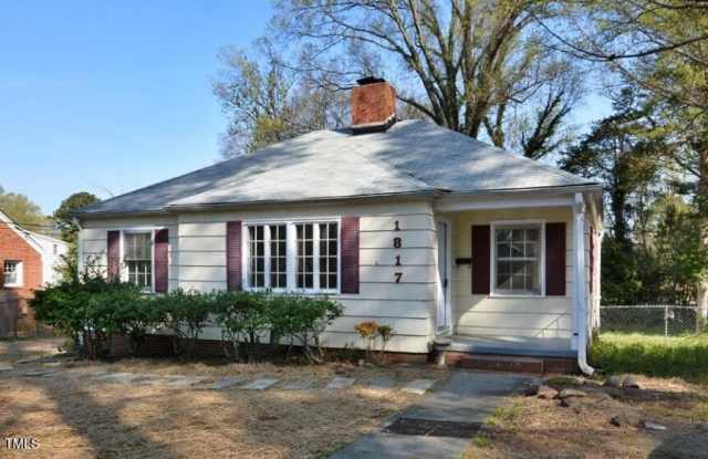 1817 Hillcrest Drive