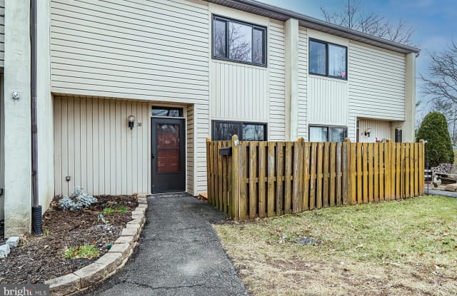 38 CENTENNIAL RIDGE - 38 Centennial Rd, Bucks County, PA 18969