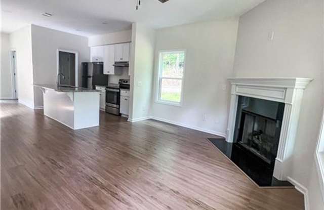 2 Bedroom Single Family Home - Forsyth County