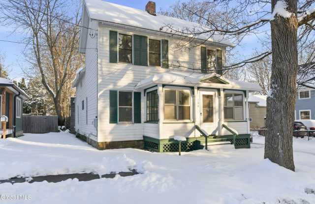 Photo of 106 Lawrence Street