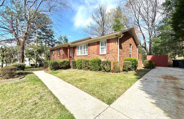 Updated 3 Bedroom Convenient to W Friendly Ave  New Garden Rd!