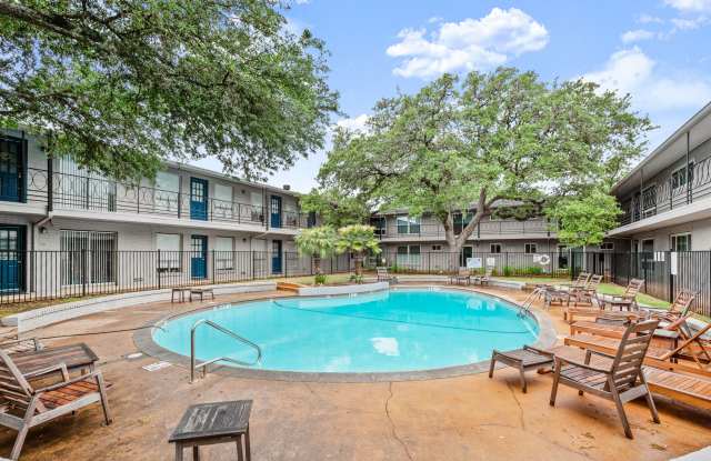 Photo of 1210 Windsor