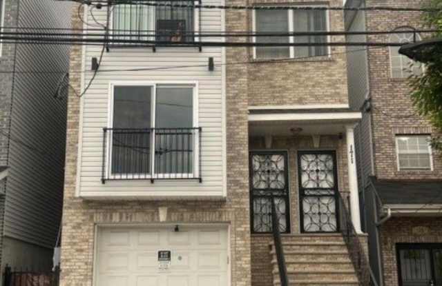 Photo of 171 Camden St