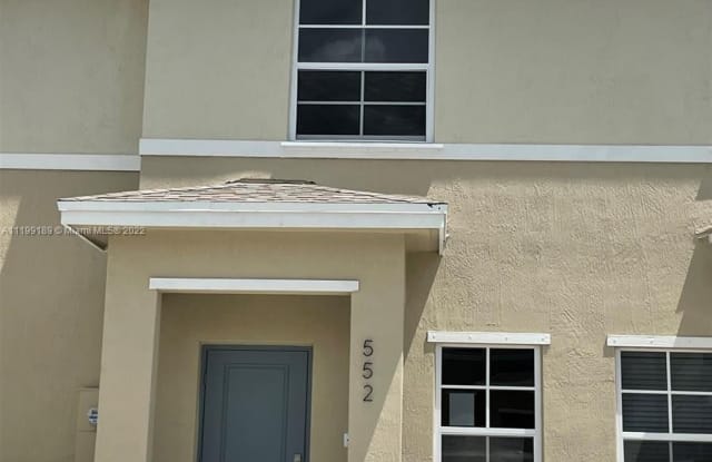 552 NE 4th Ln - 552 NE 4th Ln, Florida City, FL 33034