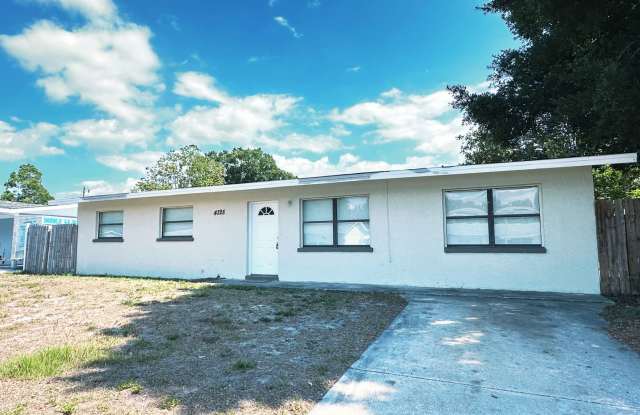 Ready Immediately, 3/1 Pool home, centrally located in Bradenton, Florida! photos photos