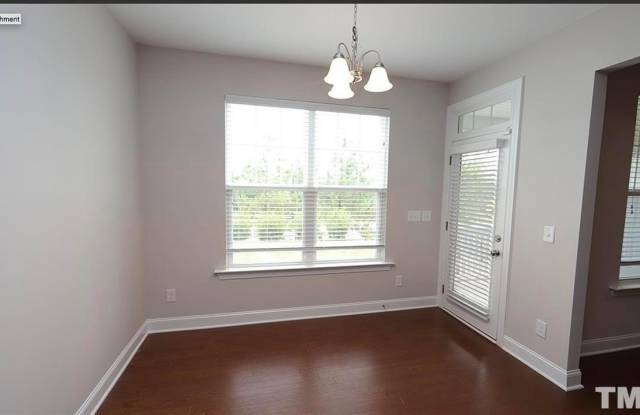 326 Acorn Hollow Place