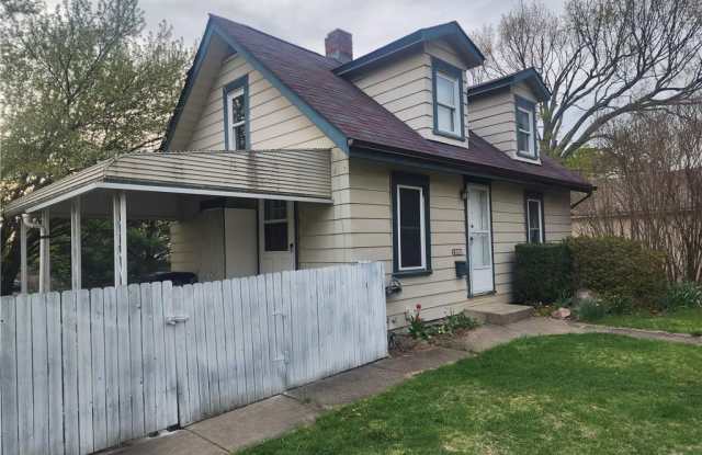1920 17th Street SW
