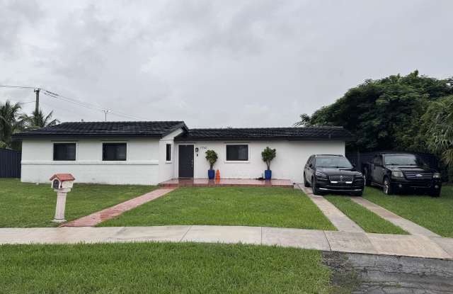 Photo of 11760 Southwest 35th Terrace